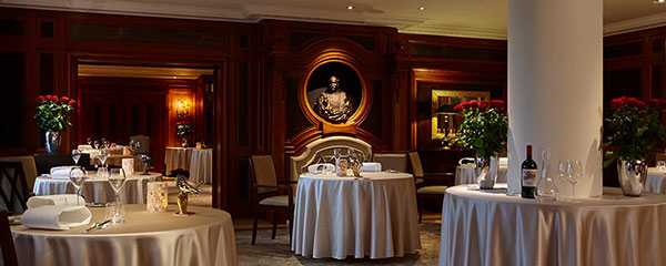 La magnifique salle à manger de Lorenz Adlon - Photo Esszimmer Lorenz Adlon